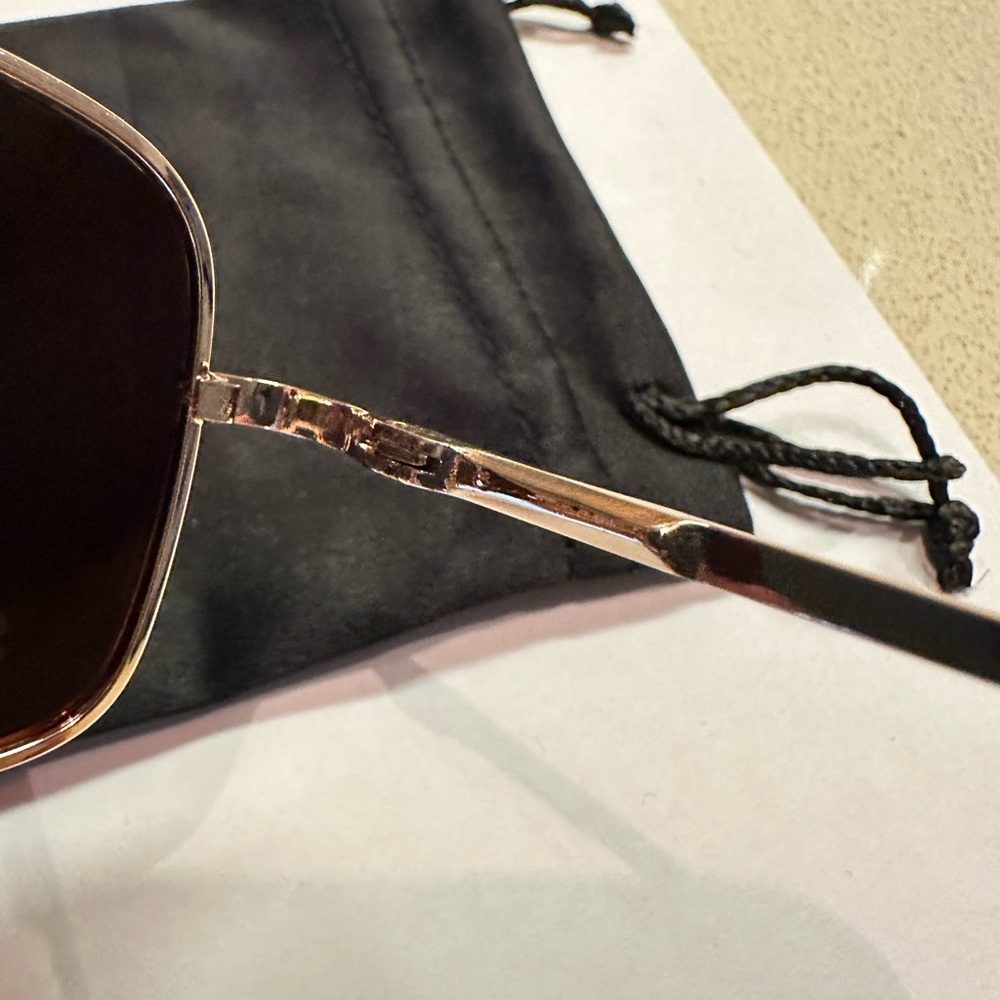 Burn Notice Shades Oliver peoples Victory 55 Michael Weston 523 Cognac Gold New - Picture 15 of 17
